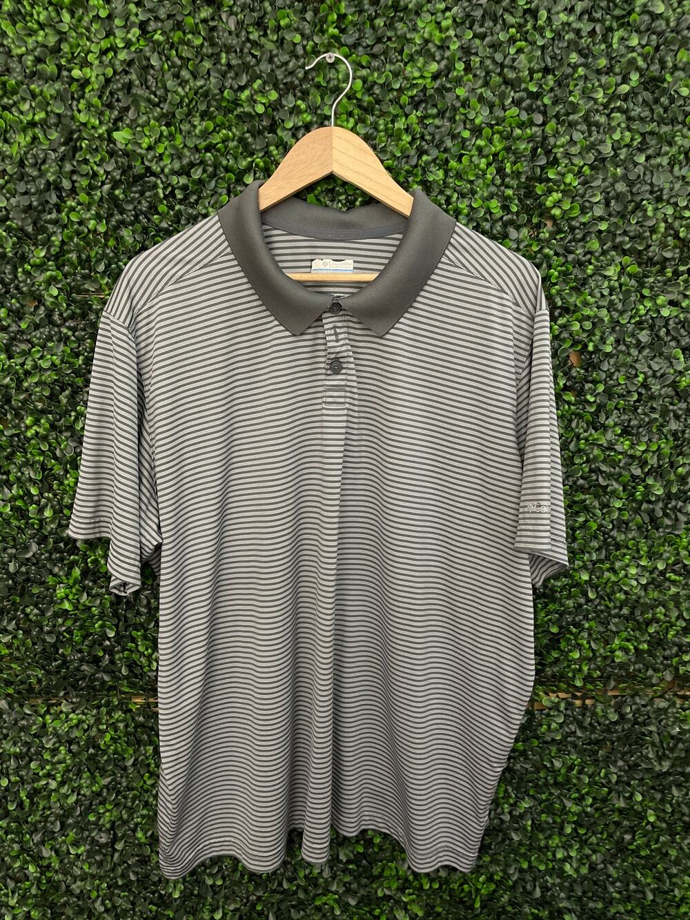 Columbia, Men’s grey Polo Shirt, size  2XL, Golf Polo